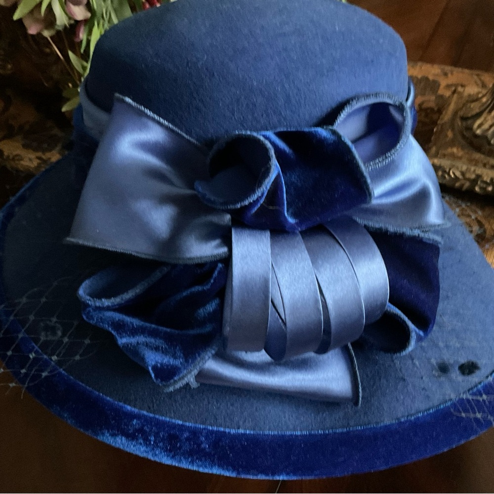 Lowliet Elegant Royal Blue Wool Women's Dress Hat with Satin Bow NEW - Picture 3 of 8